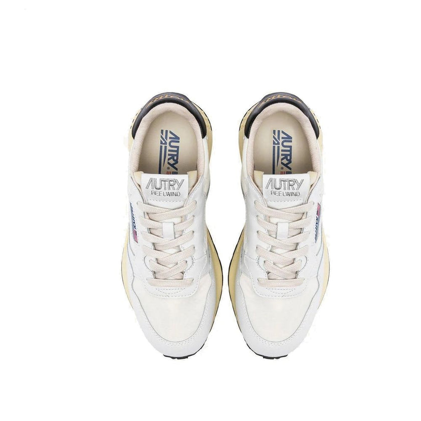 Autry Weiße Low-Top-Sneaker aus Leder
