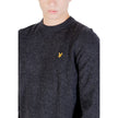 Lyle & Scott Schwarzer Nylon-Sweatshirt