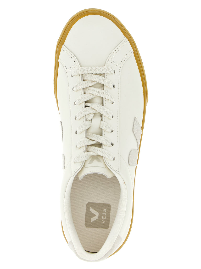 Veja Beige Kalbsleder Low-Top-Sneaker