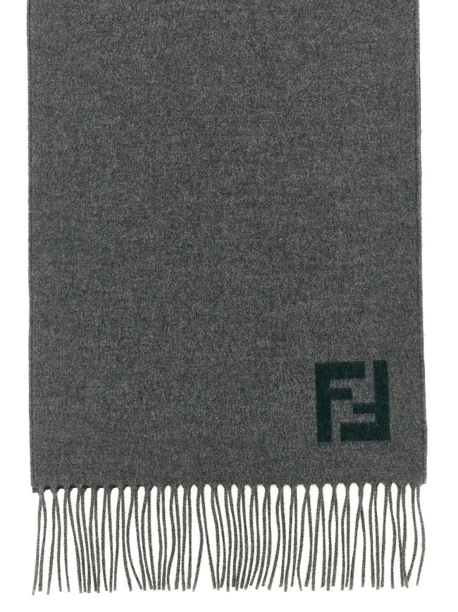 Fendi Mehrfarbiger Wollschal