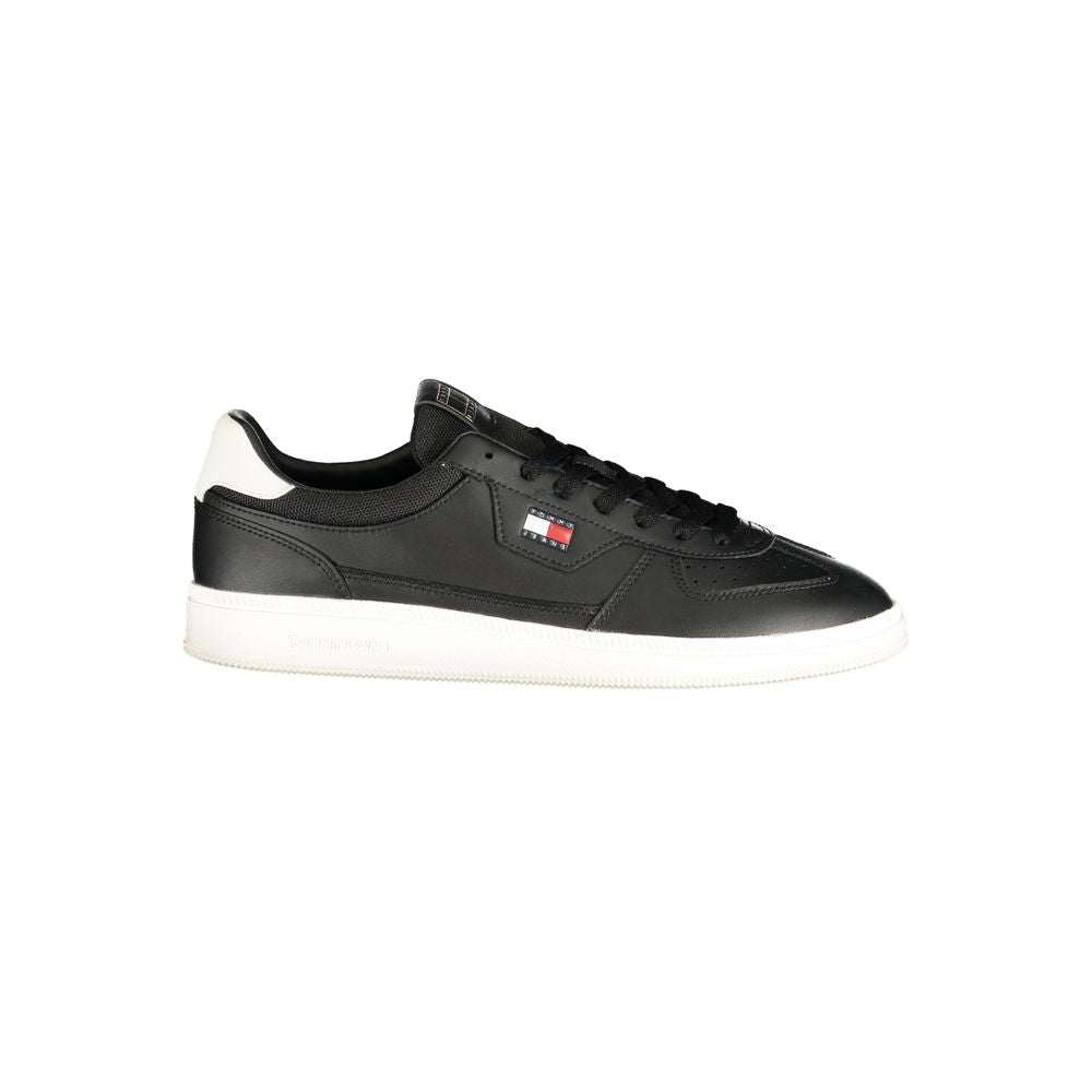 Tommy Hilfiger schwarze Sportschuhe aus Polyester mit weißem Akzent und Logo