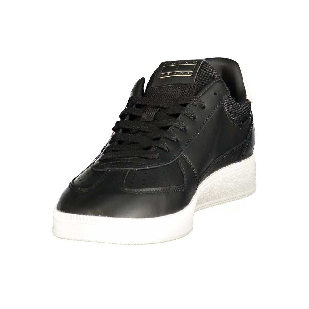 Tommy Hilfiger schwarze Sportschuhe aus Polyester mit weißem Design und herausnehmbarem Fußbett