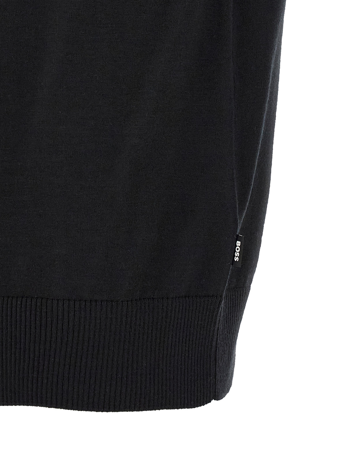 Hugo Boss Black T-Shirt in Pure Virgin Wool