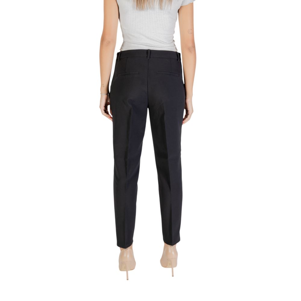 Only Schwarze Freizeithose aus recyceltem Polyester