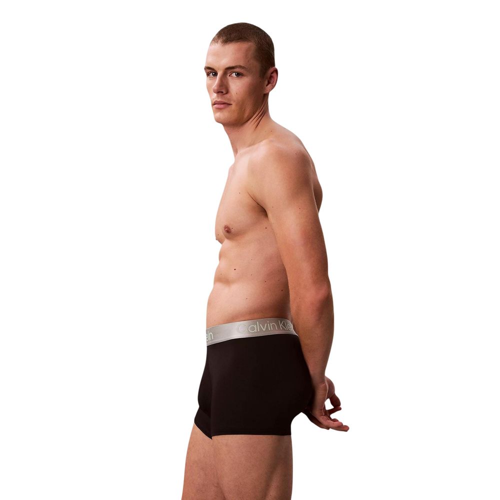 Calvin Klein Underwear Boxershorts aus recyceltem Polyester in Schwarz und Weiß