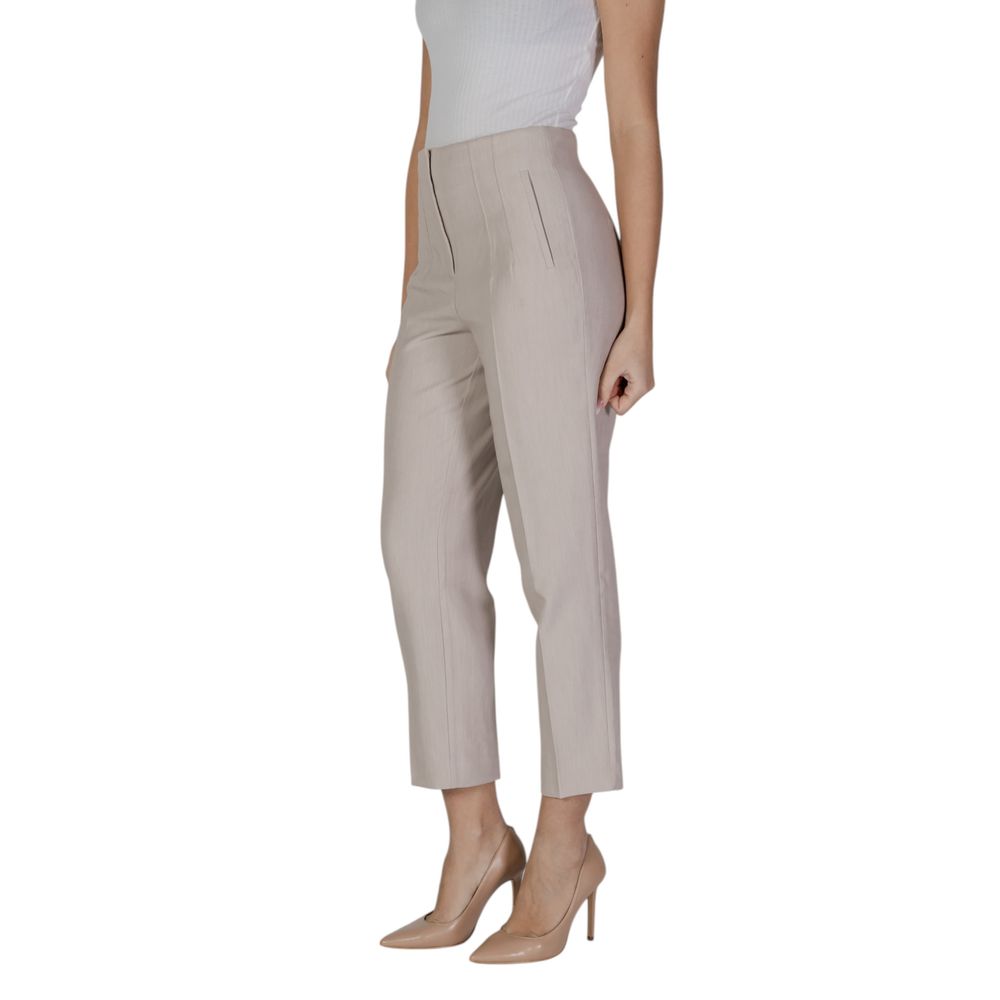 Only Beigefarbene Hose aus recyceltem Polyester